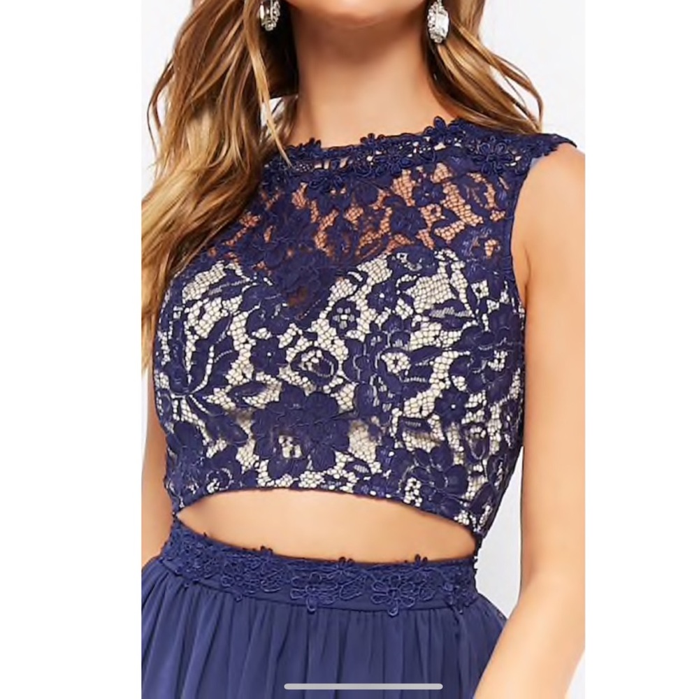 Blue Dress - Picture 3 of 5